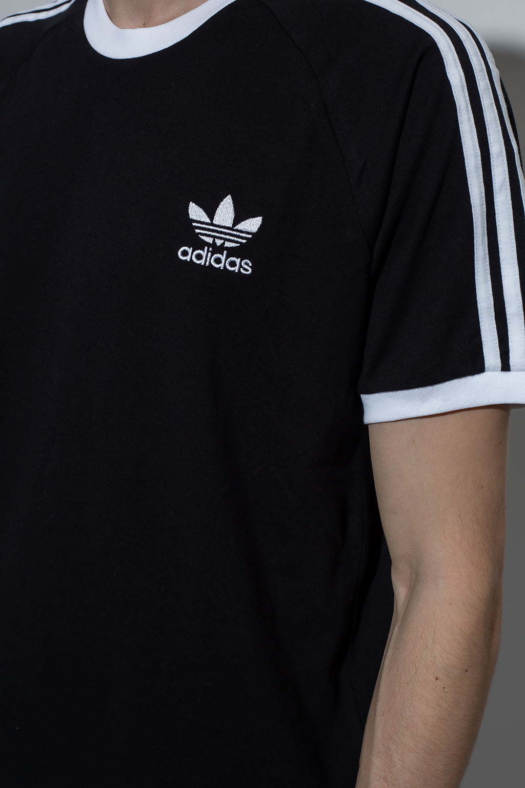 Men s Clothing shirt buying yeezy thailand free shipping code ADIDAS Originals Logo T SchaferandweinerShops